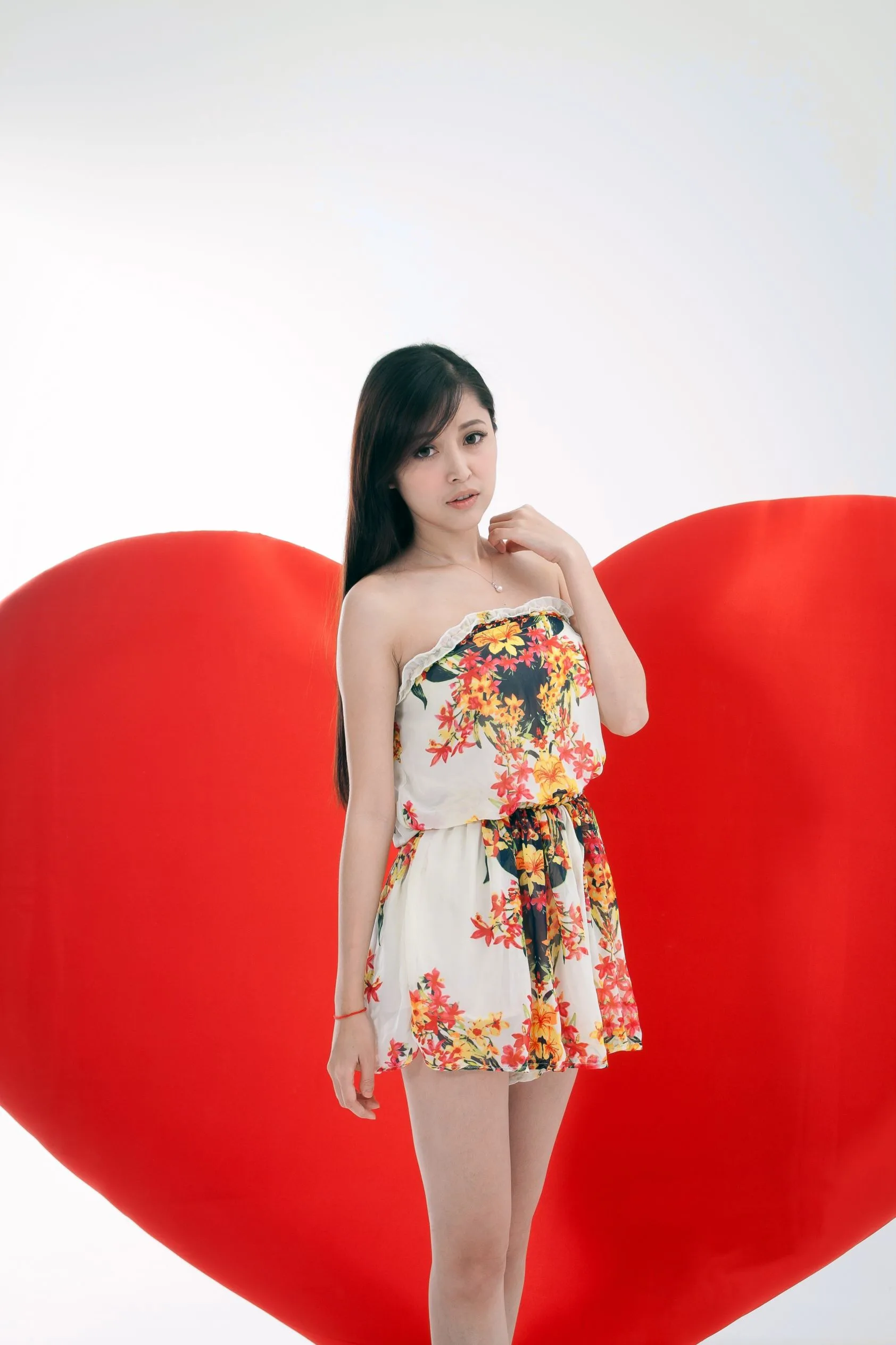 Sách ảnh "Tôi yêu bạn" của AVY Tian Xiaoyu - 3