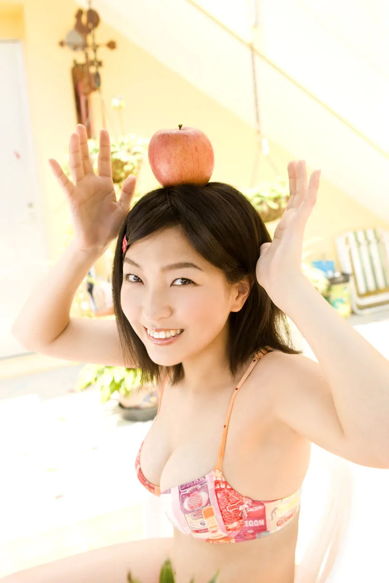 [Mặt trước] Album ảnh "Nanguo Shitama" của Hirata Yuka - 21