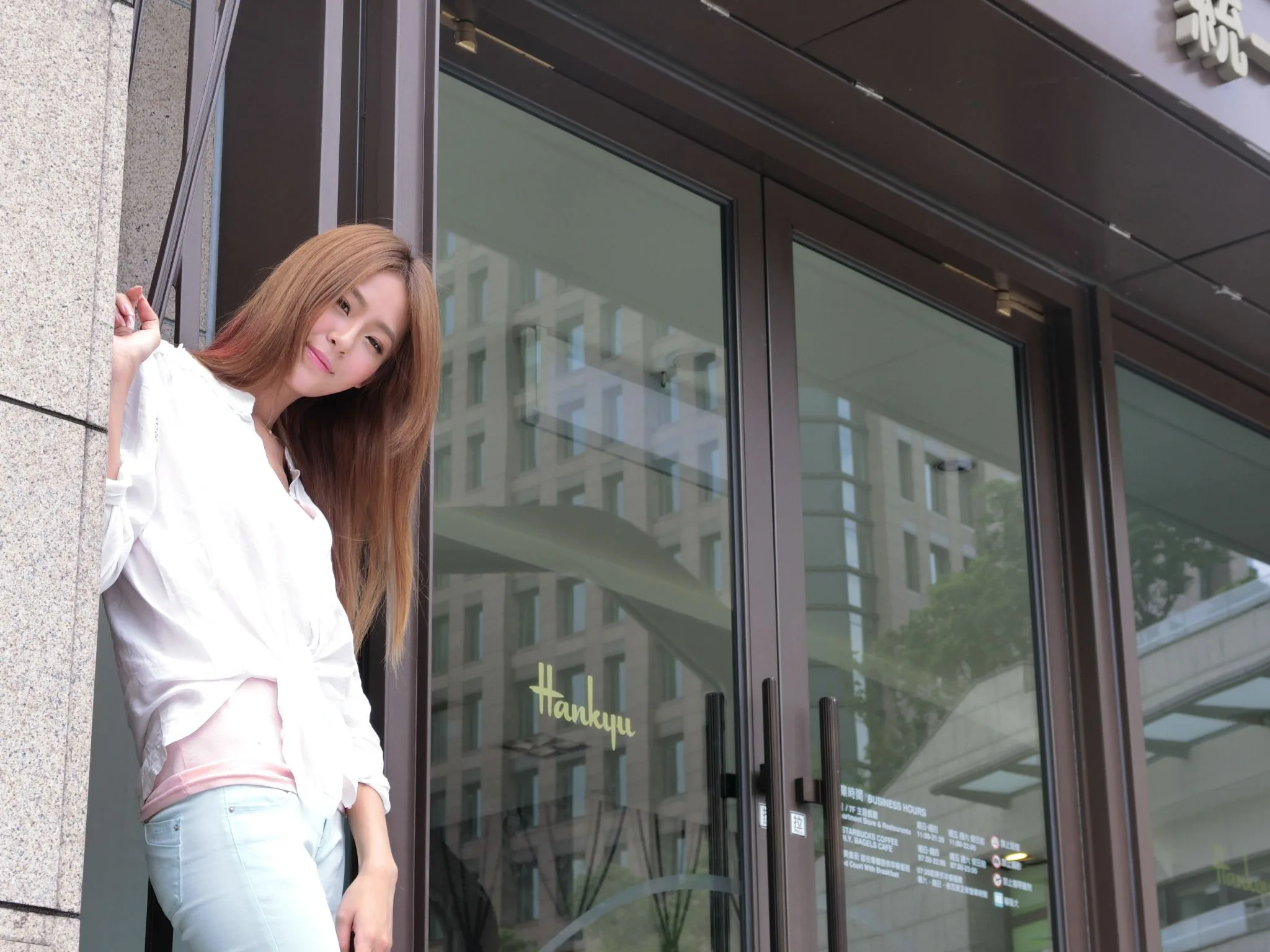 [Tập đặc biệt của Beautyleg] Winnie Xiaoxue - Buổi chụp ảnh ngoại cảnh tại khu mua sắm Xinyi - 29