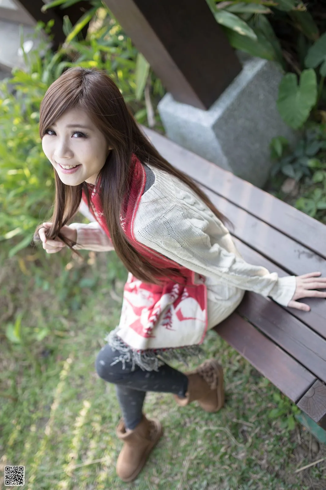 [Chương bổ sung của Beautyleg] Trương Ách Chu - Buổi chụp ảnh ngoài trời tại Công viên Văn hóa Hakka - 24